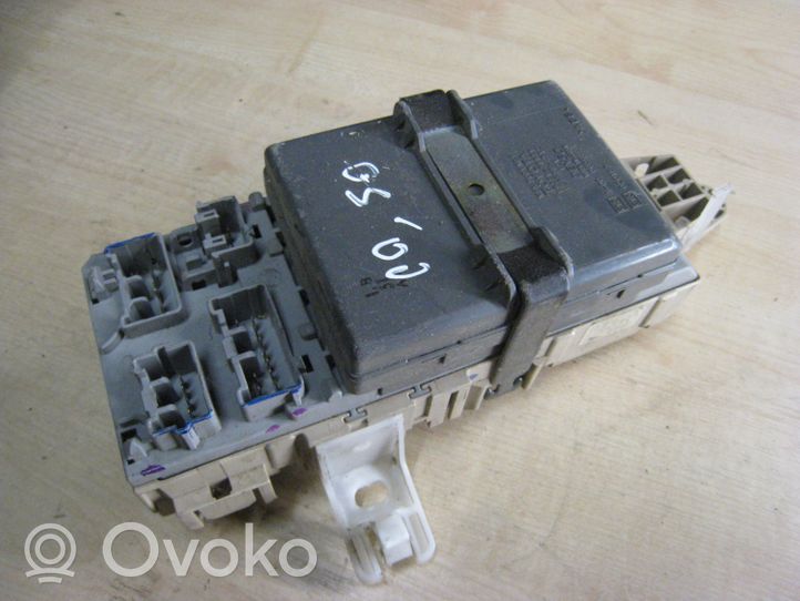 Lexus GS 300 400 430 Modulo fusibile 8922130071