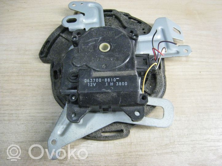 Lexus RX 330 - 350 - 400H Stellmotor Heizung Klima 0637008810