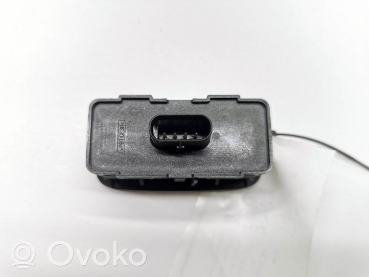 Volvo S90, V90 Takaluukun avauskytkimen painike/kytkin 31376890