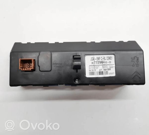 Peugeot 508 Monitor / wyświetlacz / ekran 9677296480