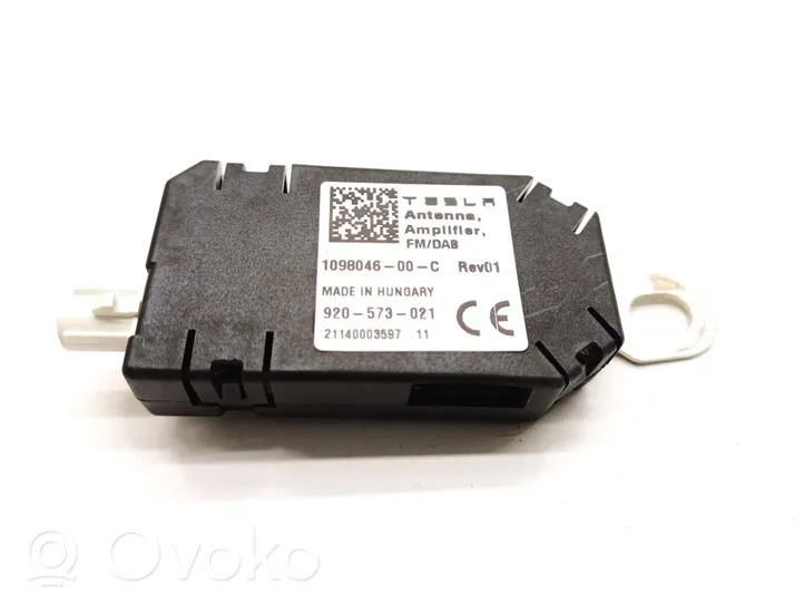 Tesla Model 3 Wzmacniacz anteny 1098046-00-C