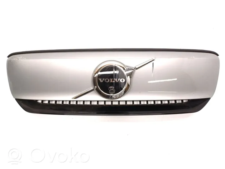 Volvo C40 Griglia anteriore 40008365