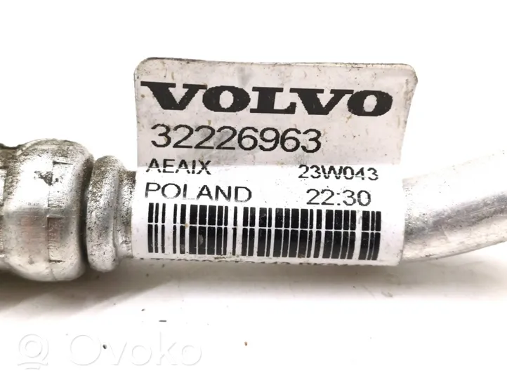 Volvo C40 Tubo flessibile aria condizionata (A/C) 32226963