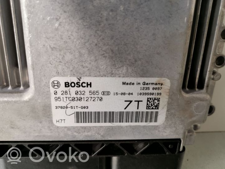 Honda HR-V Calculateur moteur ECU 0281032565