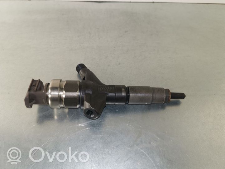 Subaru XV Inyector de combustible 16613AA030