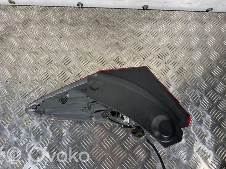 Honda Civic IX Lampa tylna 26260202