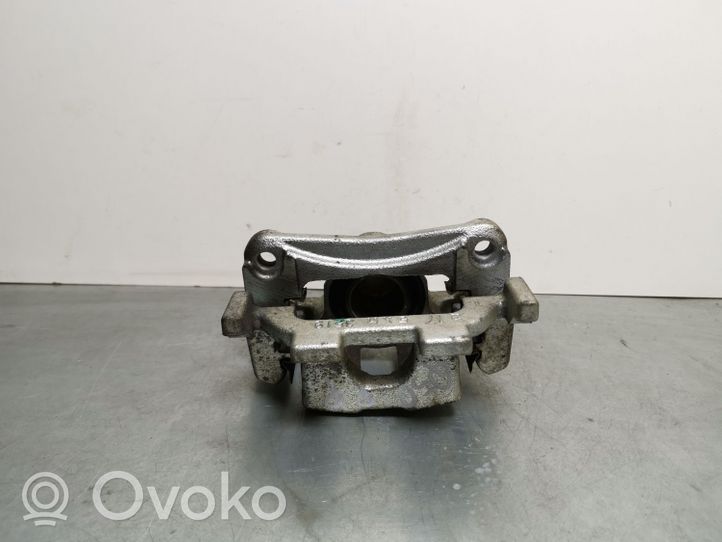 Infiniti Q50 Pinza del freno posteriore 5XM3519