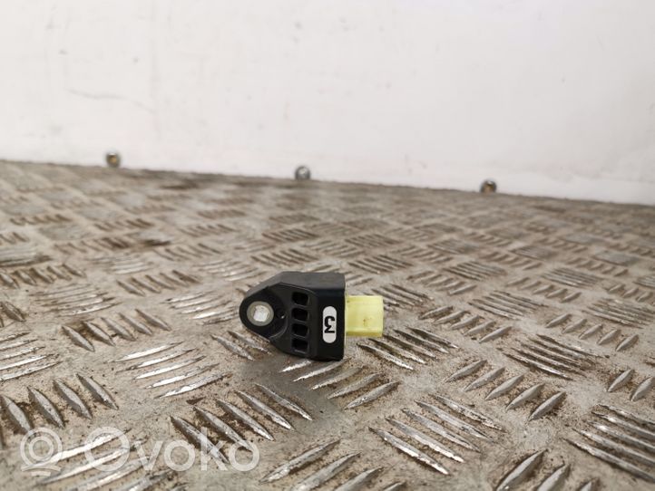 Toyota GT 86 Airbagsensor Crashsensor Drucksensor 