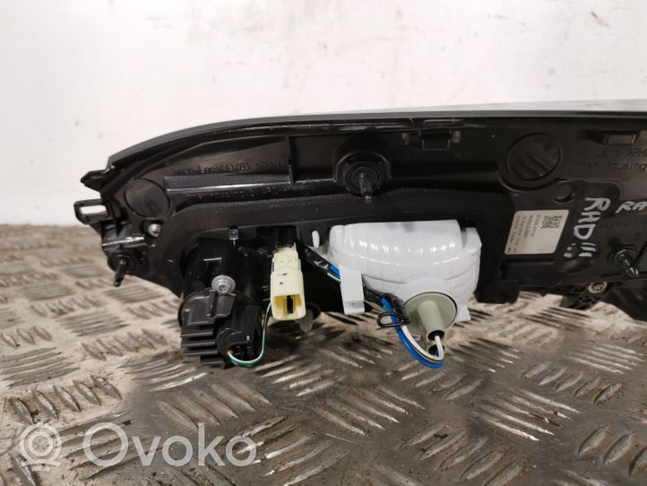 Toyota RAV 4 (XA50) Takaluukun takavalot A4S2120000