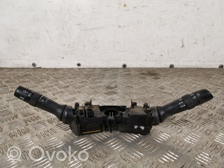 Subaru Outback (BS) Leva/interruttore dell’indicatore di direzione e tergicristallo 173848