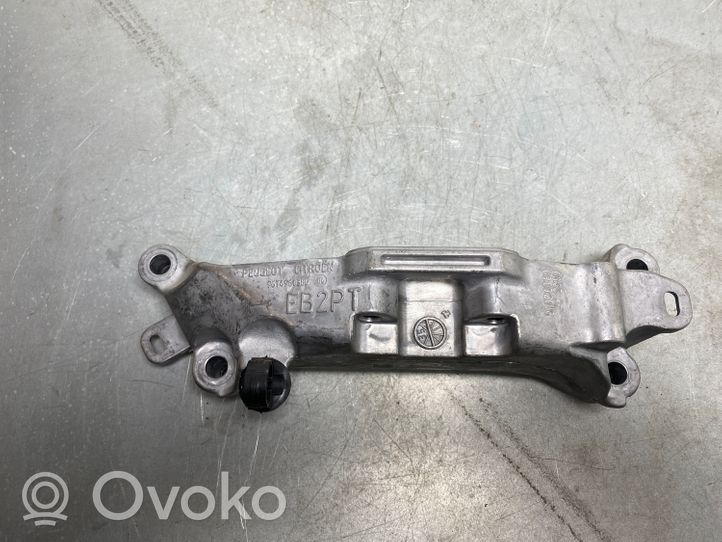 Opel Grandland X Supporto di montaggio del motore (usato) 9674960380