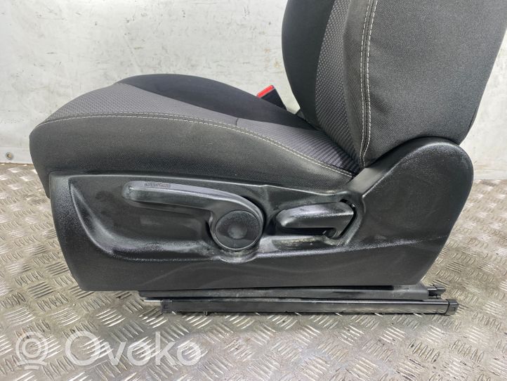 Suzuki Vitara (LY) Asiento delantero del conductor 