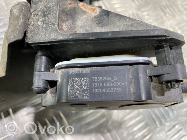 Subaru Forester SK Déflecteur d'air de radiateur de refroidissement 19254332755