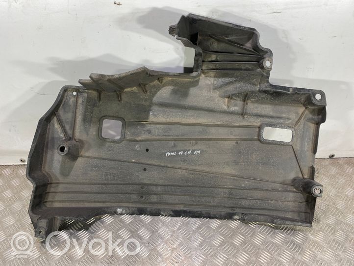 Toyota Prius (XW50) Center/middle under tray cover 5762847020