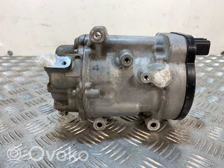 Toyota Prius (XW50) Klimakompressor Pumpe 0424000370