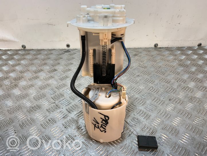 Toyota Prius (XW50) In-tank fuel pump 7702047140