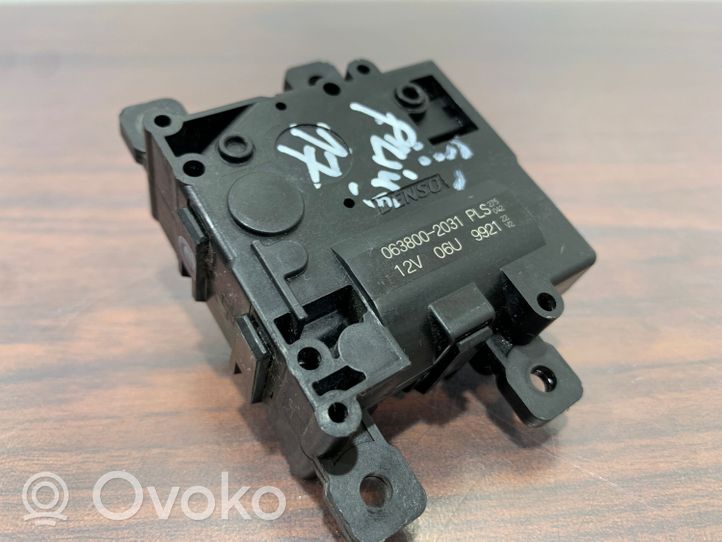 Toyota Prius (XW50) Moteur / actionneur de volet de climatisation 0638002031