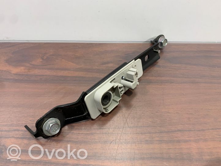 Subaru Forester SJ Rail de réglage hauteur de ceinture de sécurité 