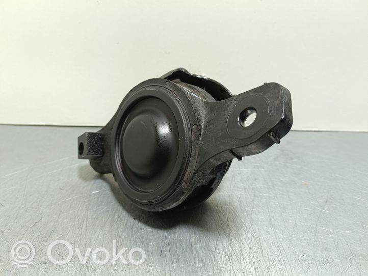 Subaru Forester SK Engine mount bracket 