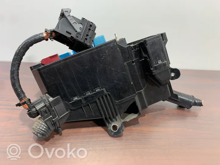 Toyota RAV 4 (XA50) Drošinātāju kaste (komplekts) 8262033130