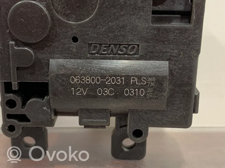 Toyota RAV 4 (XA50) Tuloilmaventtiilin käyttömoottori 0638002031