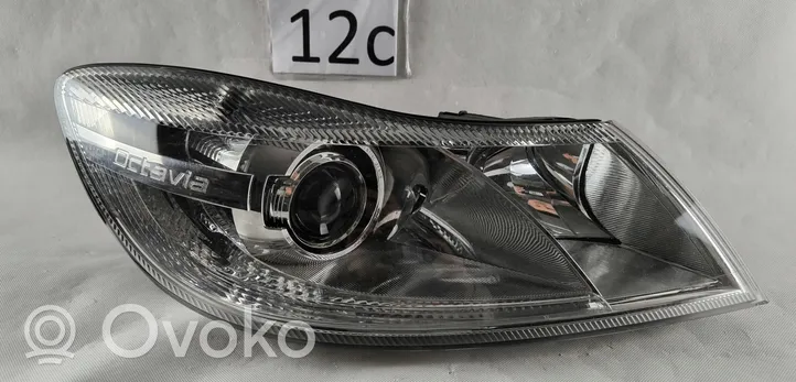 Skoda Octavia Mk2 (1Z) Lampa przednia 1Z1941016G