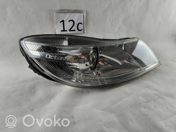 Skoda Octavia Mk2 (1Z) Lampa przednia 1Z1941016G