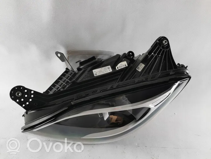 Mercedes-Benz SLC R172 Lampa LED do jazdy dziennej A1729061101