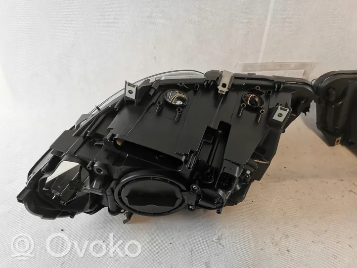 BMW 5 F10 F11 Lampa przednia 7203251