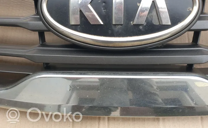 KIA Sportage Maskownica / Grill / Atrapa górna chłodnicy 863523W000