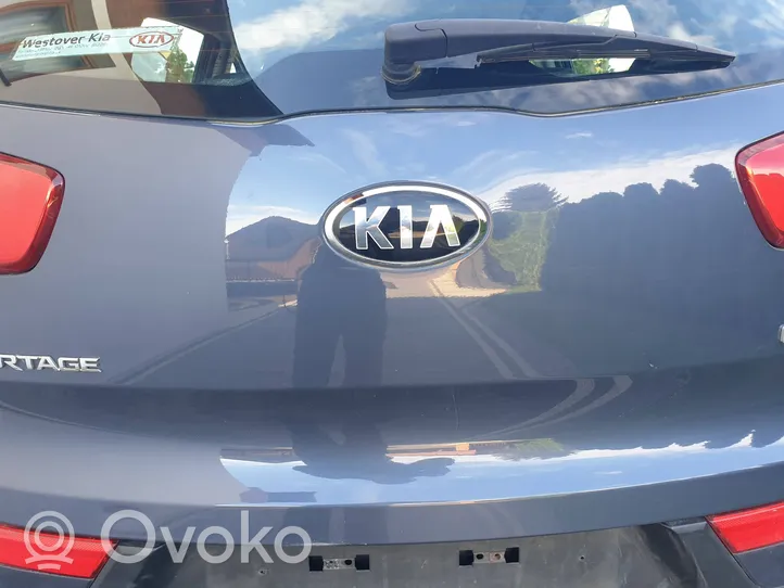 KIA Sportage Lava-auton perälauta 