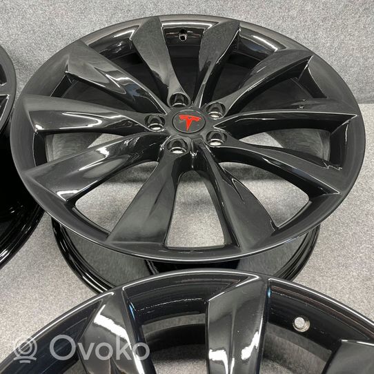 Tesla Model S Jante alliage R21 