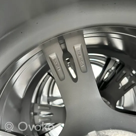 BMW M5 F90 R19 alloy rim 8043663