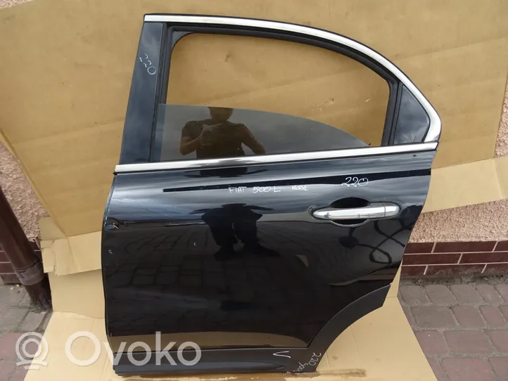 Fiat 500L Rear door 