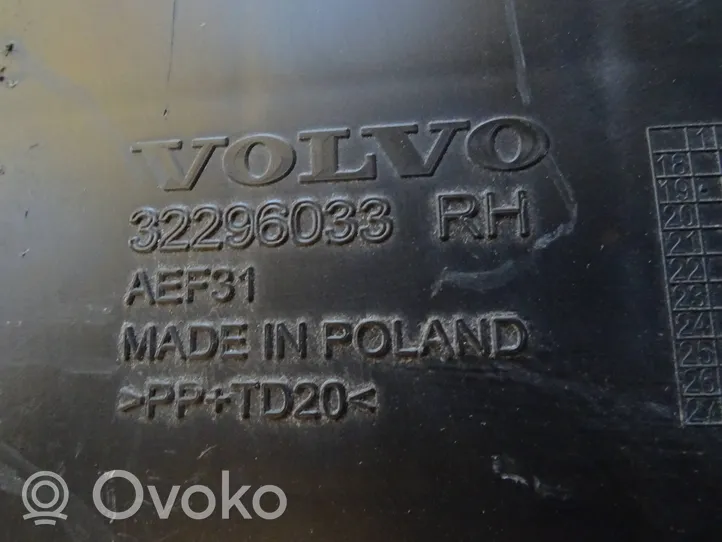 Volvo XC60 Takapuskurin kannake 32296033