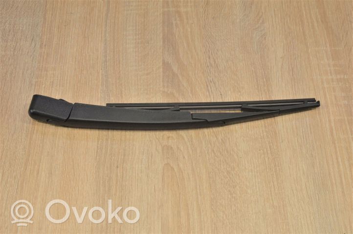 Opel Antara Windshield/front glass wiper blade S181