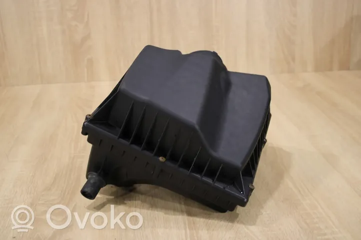 Opel Cascada Air filter box cover 