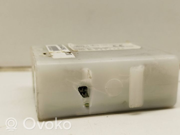 Subaru Outback Door central lock control unit/module 88035AG050