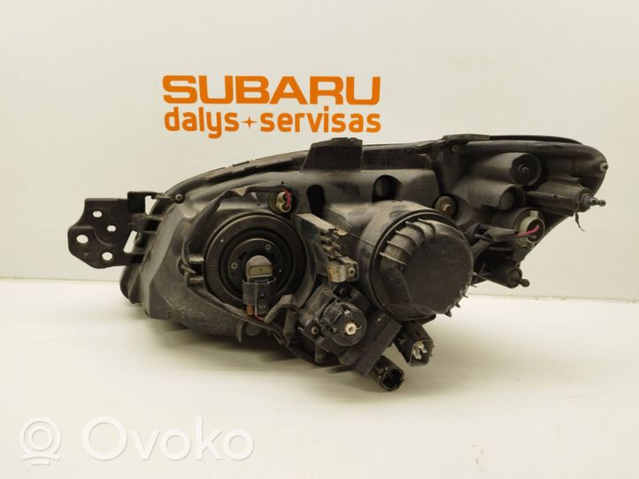 Subaru Impreza II Lampa przednia 1090038