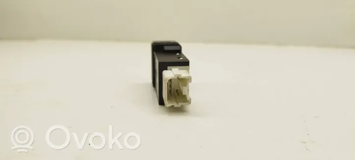 Subaru Forester SF Fog light switch 