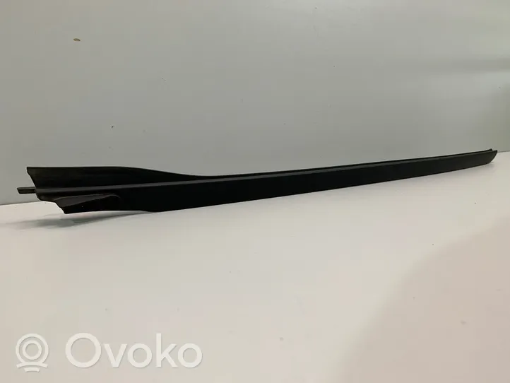 BMW 4 G22 G23 G24 G26 Listwa szyby czołowej / przedniej 7933087