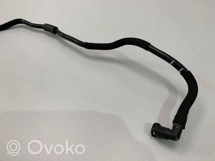 BMW 4 G22 G23 G24 G26 Tuyau sous vide 8664527