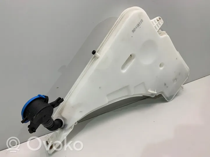 BMW 2 F22 F23 Réservoir de liquide lave-glace 7241671