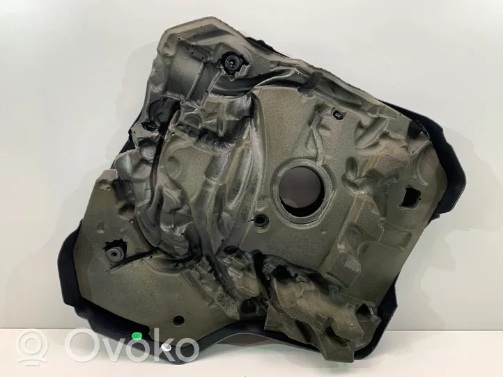 BMW 4 G22 G23 G24 G26 Osłona górna silnika 8676203