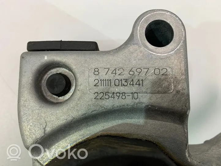 BMW 4 G22 G23 G24 G26 Pagalvė pavarų dėžės 8742697