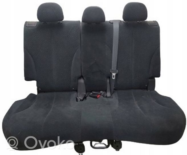 Nissan Tiida C11 Second row seats 