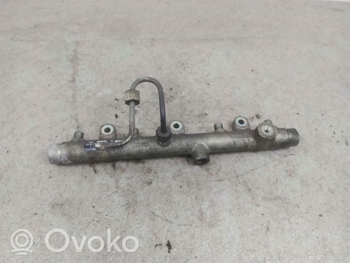 Peugeot 307 CC Kraftstoffverteiler Einspritzleiste Verteilerrohr 0445214019