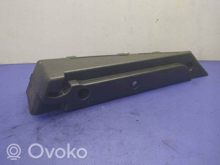 Hyundai i30 Kita centrinė konsolės (tunelio) detalė 859202R000