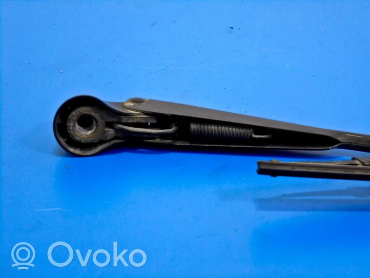 Ford Fusion Rear wiper blade arm 