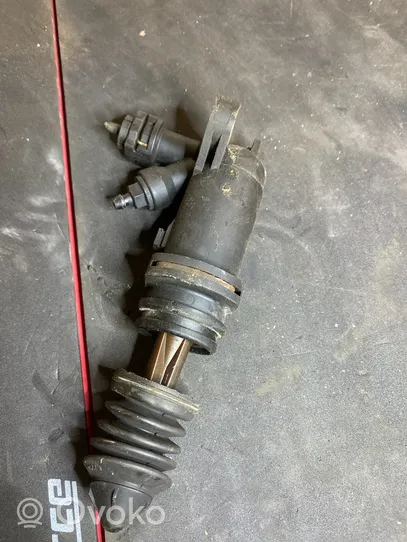 Audi A6 S6 C6 4F Główny cylinder sprzęgła 4F0721257B